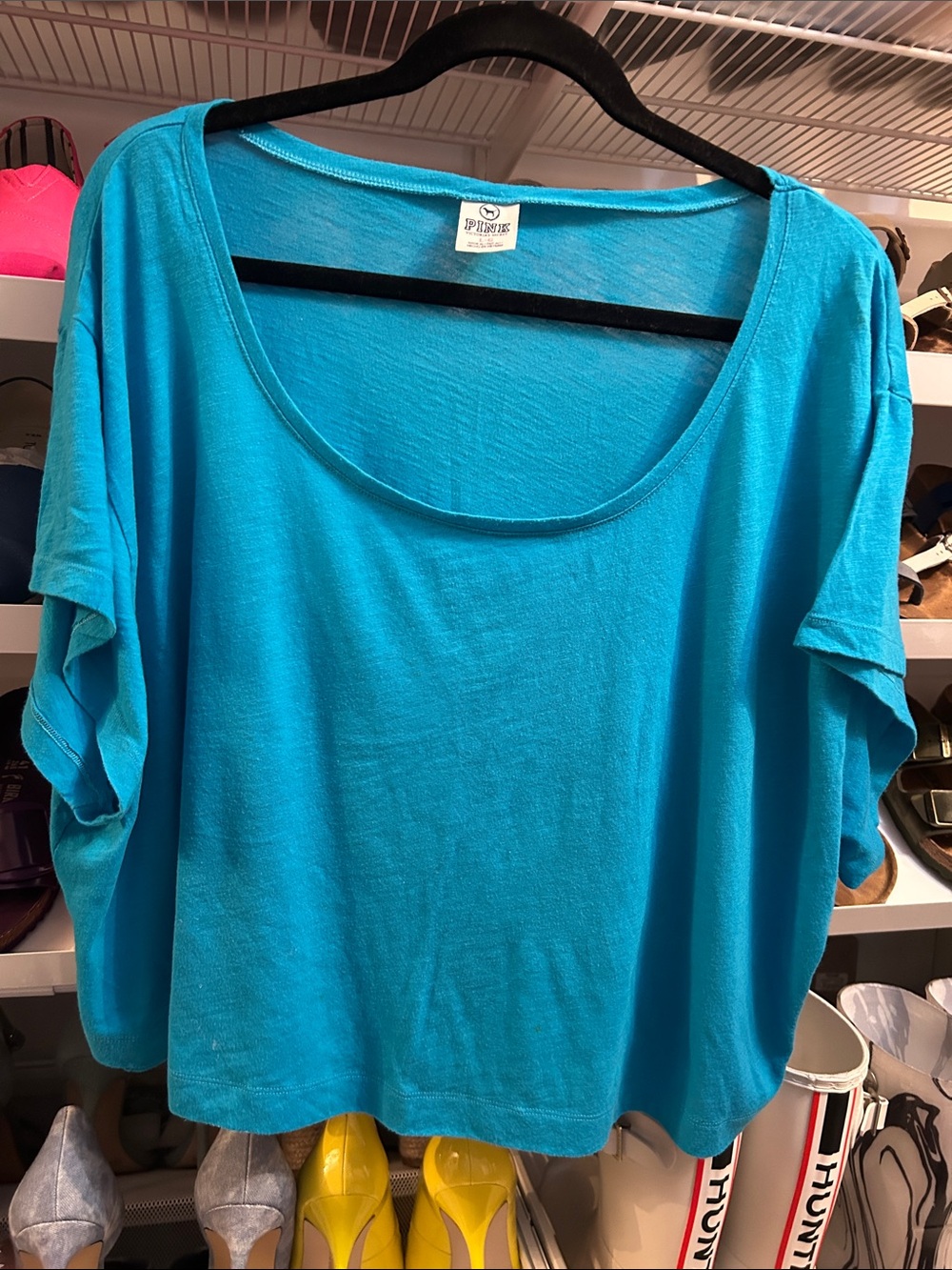 PINK Victoria's Secret Scoop Neck Crop Top in Bright Turquoise